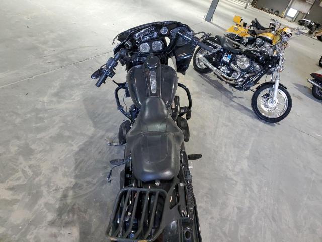 HARLEY-DAVIDSON FL 2020