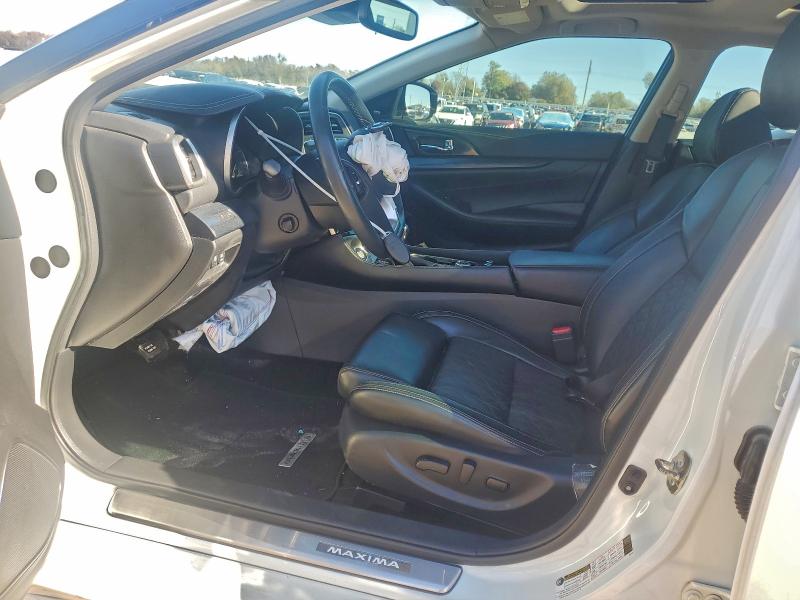 Фото 7 - NISSAN MAXIMA