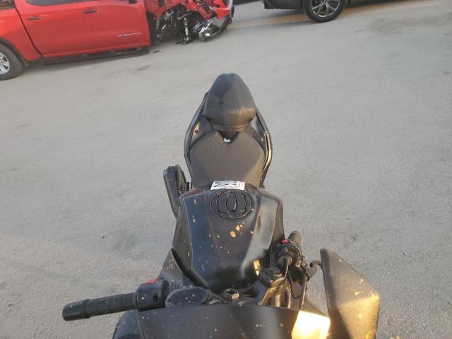 KAWASAKI EX500 H 2025