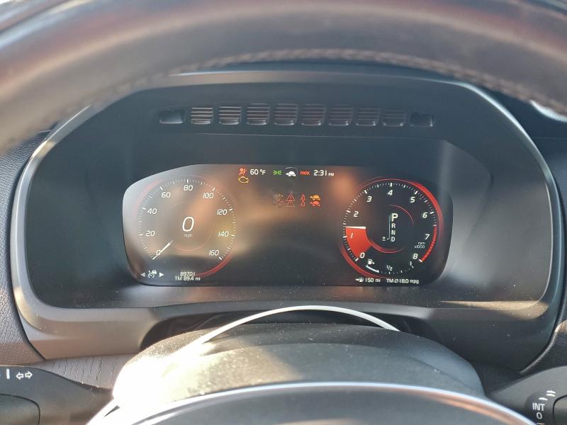 Фото 9 - VOLVO XC90