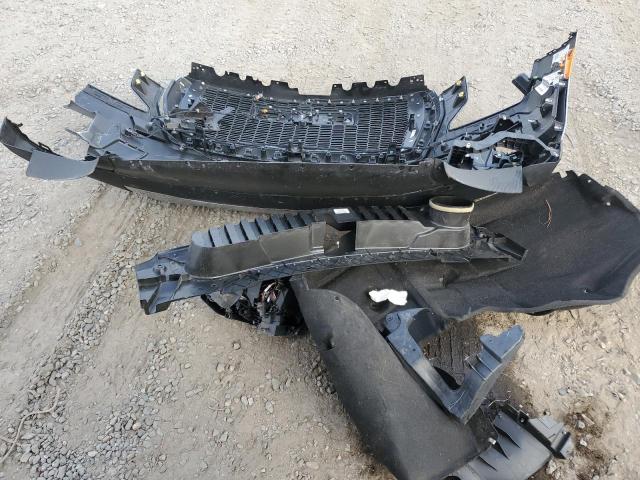 Фото 13 - GMC YUKON