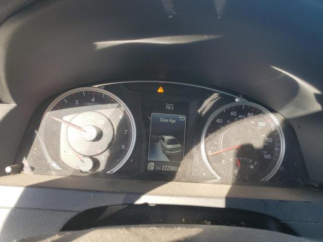 Фото 9 - TOYOTA CAMRY