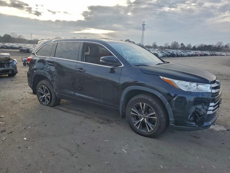 Фото 4 - TOYOTA HIGHLANDER