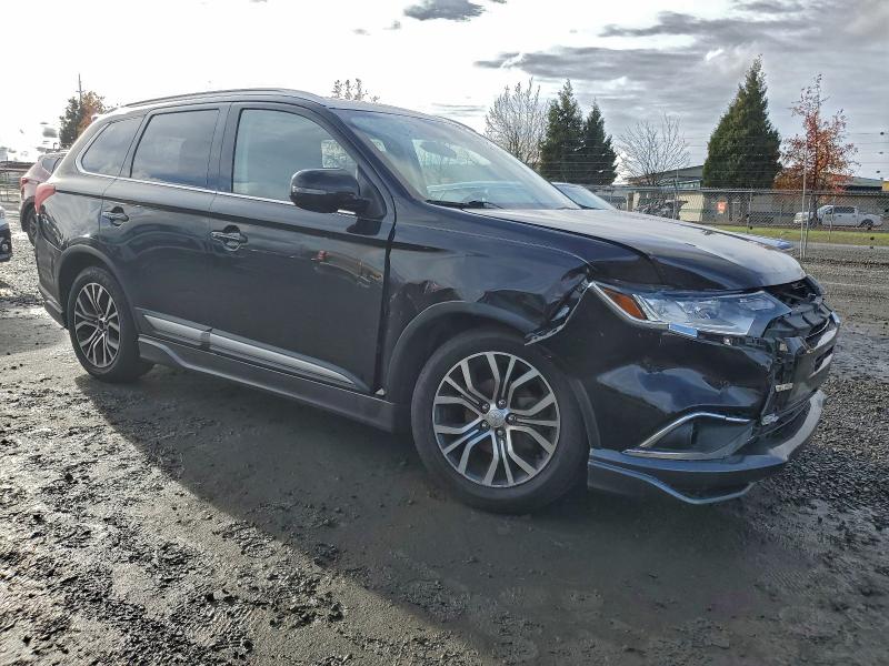 Фото 4 - MITSUBISHI OUTLANDER