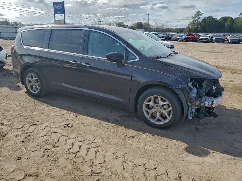 Фото 4 - CHRYSLER PACIFICA