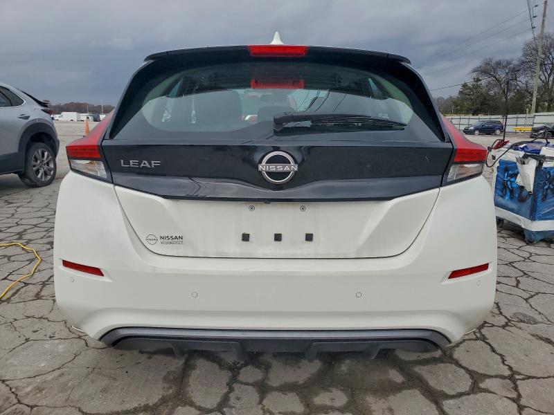 Фото 6 - NISSAN LEAF