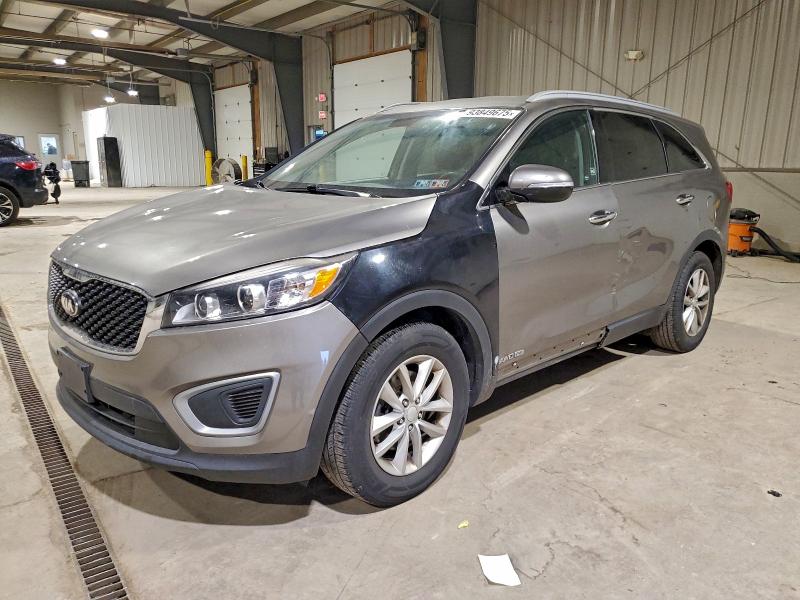 Фото 1 - KIA SORENTO