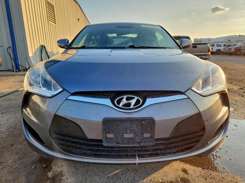 Фото 5 - HYUNDAI VELOSTER