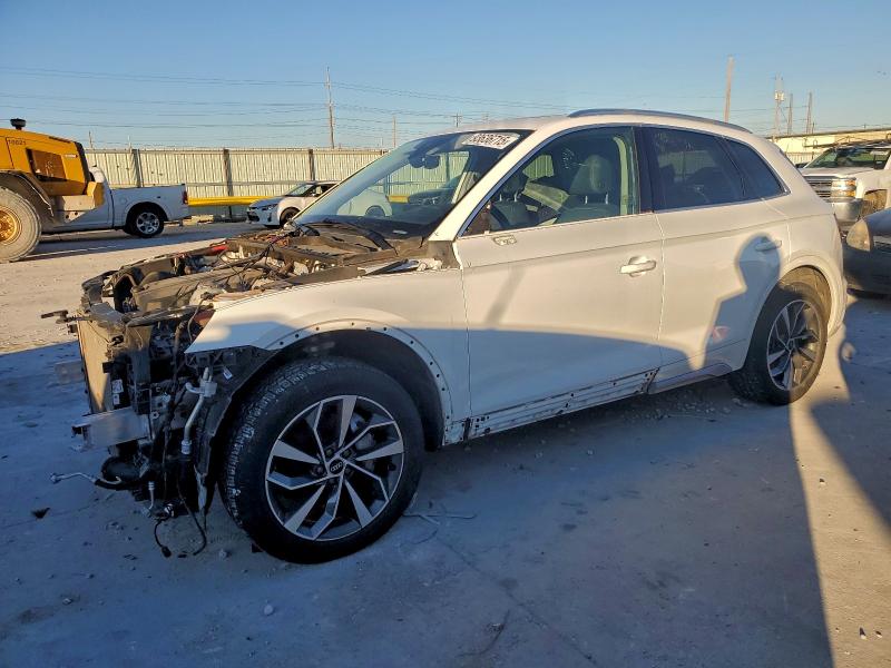 Фото 1 - AUDI Q5