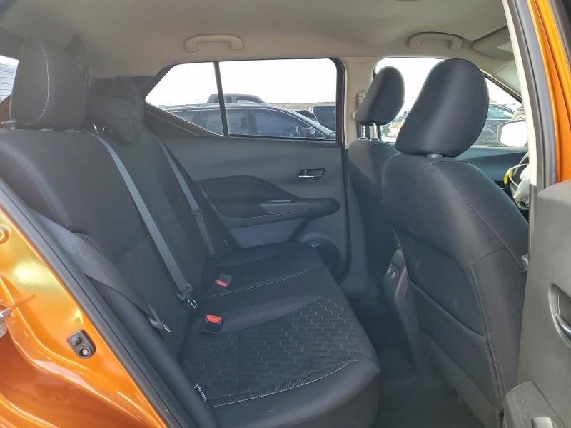 Фото 10 - NISSAN KICKS