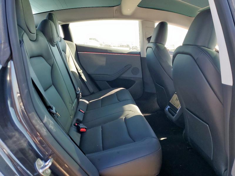 Фото 10 - TESLA MODEL 3