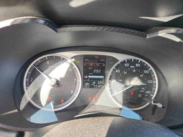 Фото 9 - NISSAN VERSA