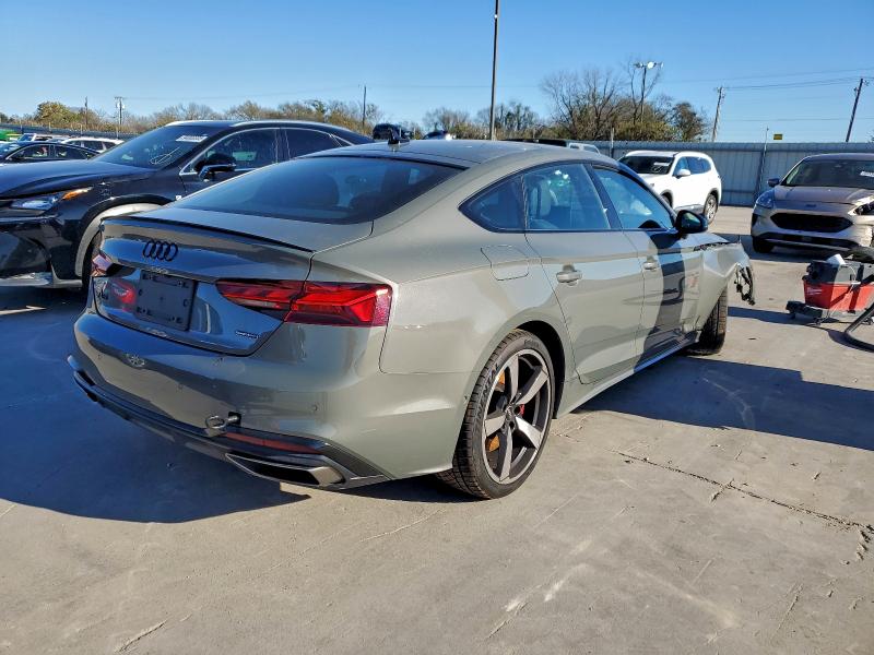 Фото 3 - AUDI A5