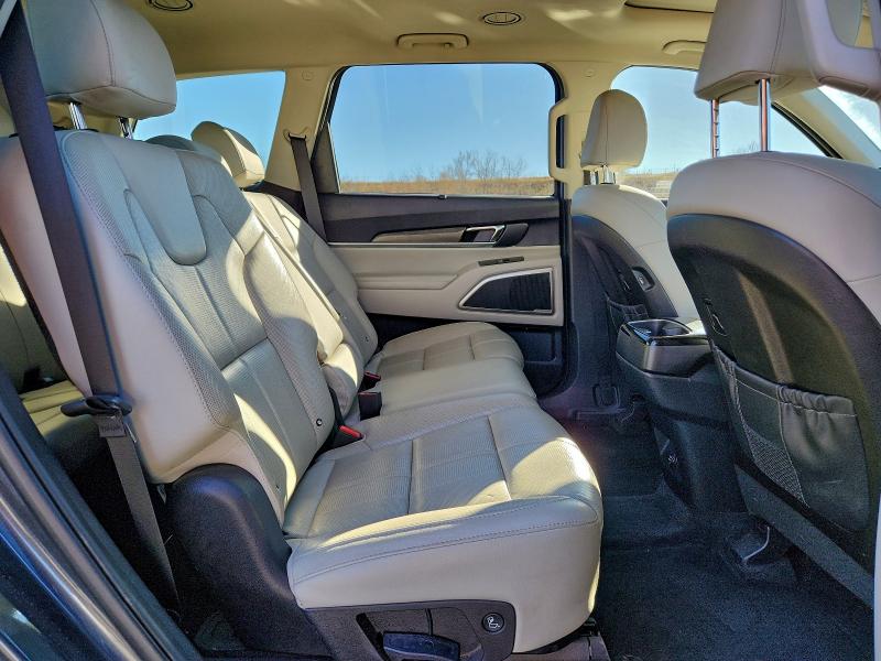 Фото 11 - KIA TELLURIDE