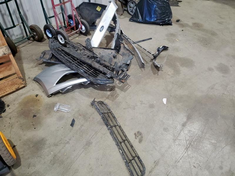 Фото 12 - FORD FUSION