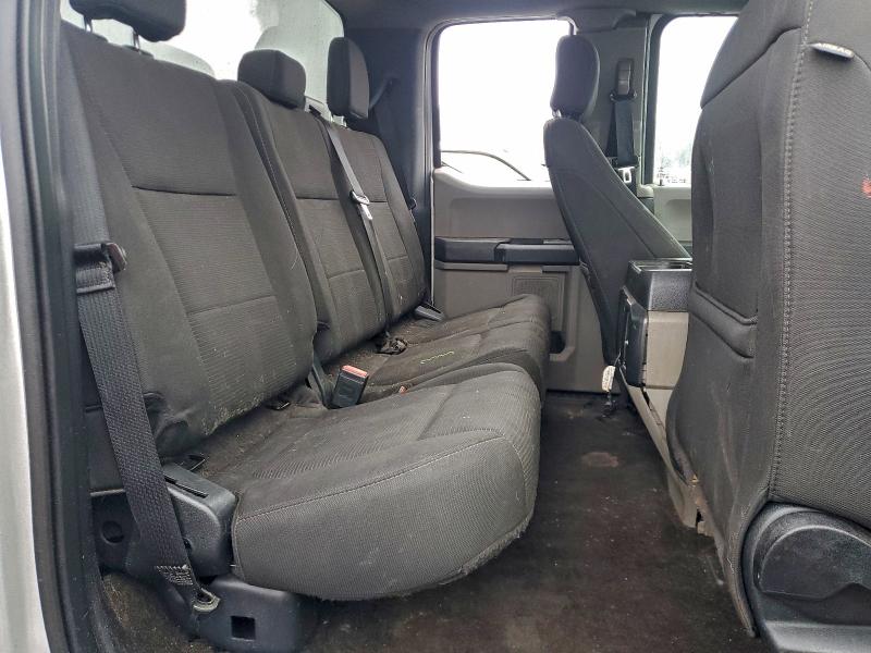 Фото 10 - FORD F-150