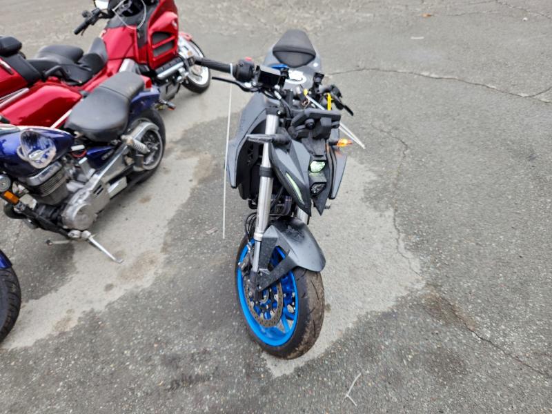 SUZUKI GSX800 R 2024