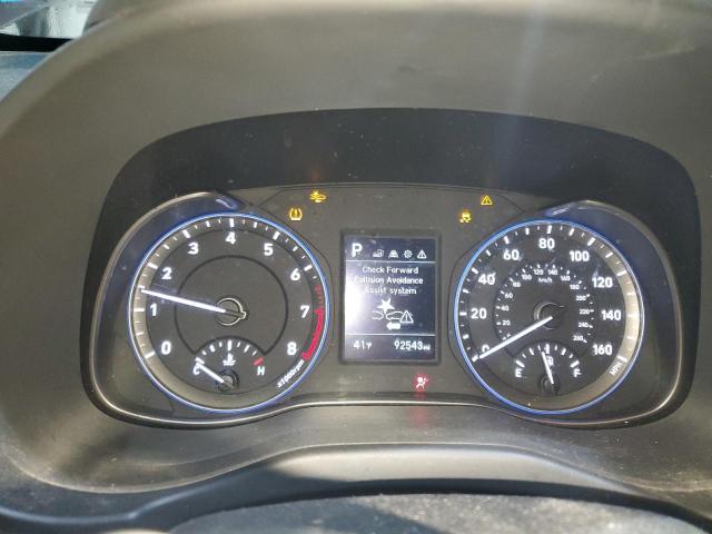 Фото 9 - HYUNDAI KONA