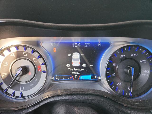 Фото 9 - CHRYSLER 300