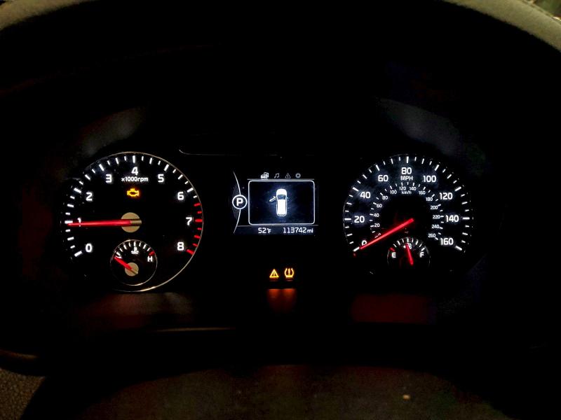 Фото 9 - KIA SORENTO