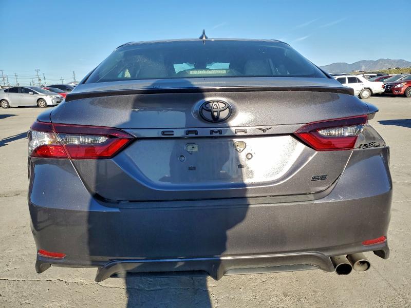 Фото 6 - TOYOTA CAMRY