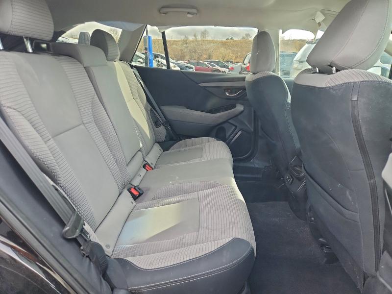 Фото 11 - SUBARU OUTBACK