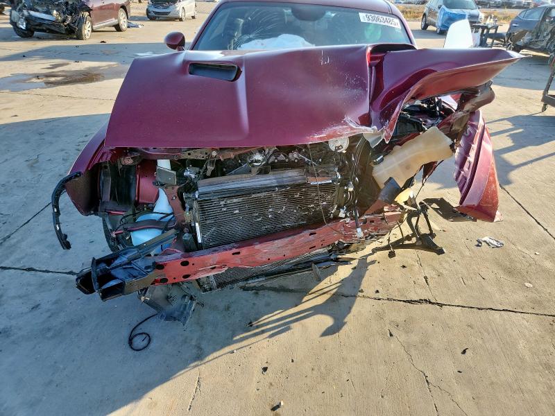 Фото 11 - DODGE CHALLENGER