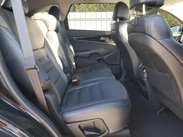 Фото 11 - KIA SORENTO