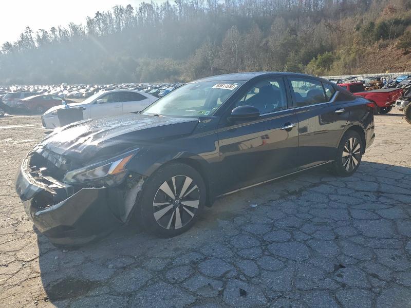 Фото 1 - NISSAN ALTIMA