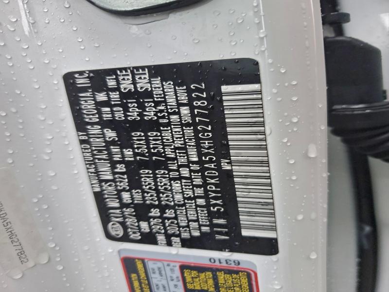 Фото 14 - KIA SORENTO