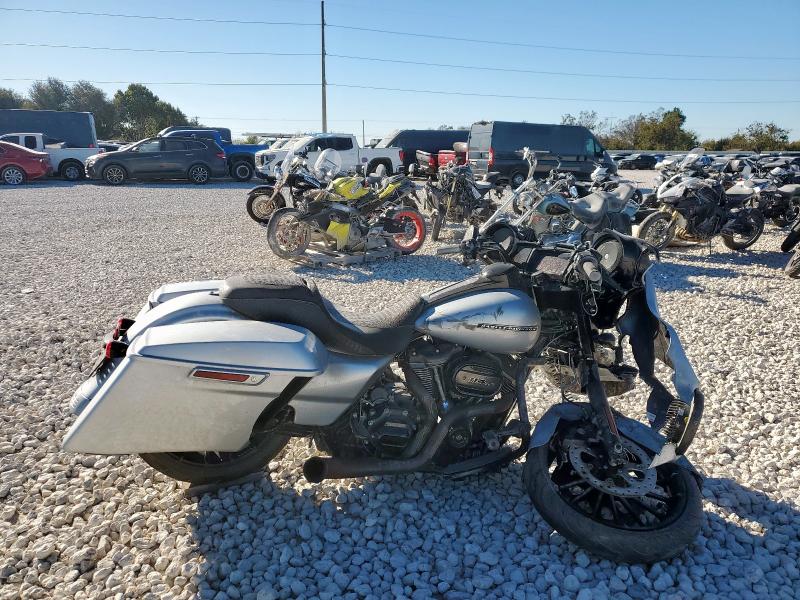 HARLEY-DAVIDSON FLHXS 2019