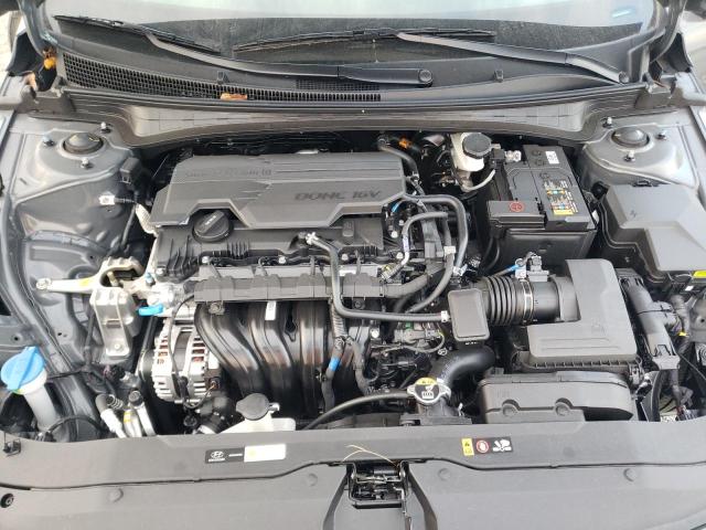 Фото 11 - HYUNDAI ELANTRA