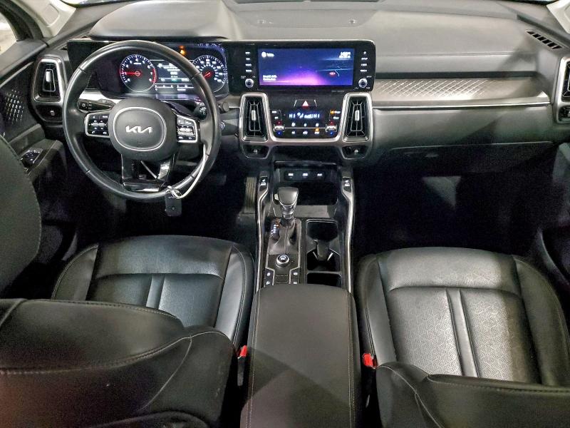 Фото 8 - KIA SORENTO