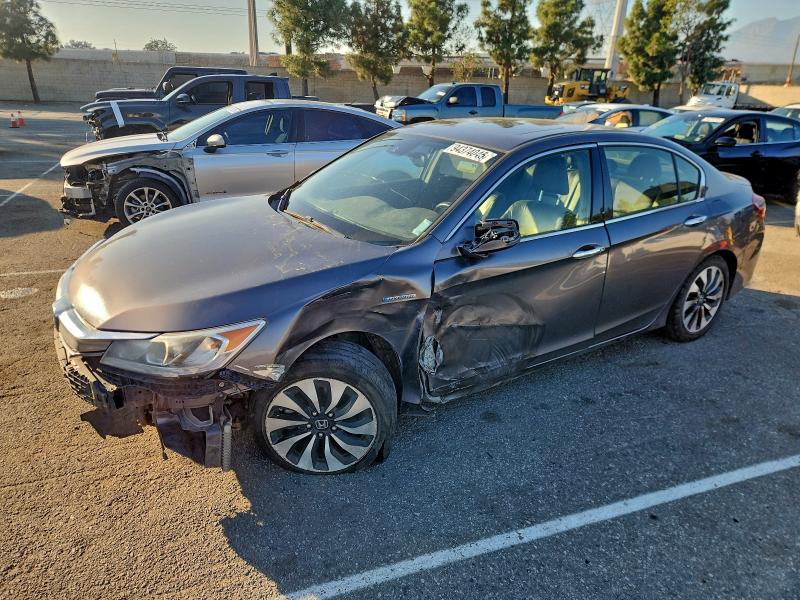 Фото 1 - HONDA ACCORD