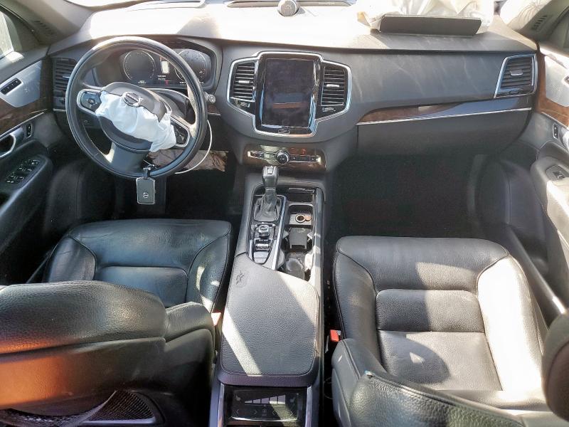 Фото 8 - VOLVO XC90