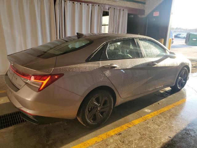 Фото 3 - HYUNDAI ELANTRA