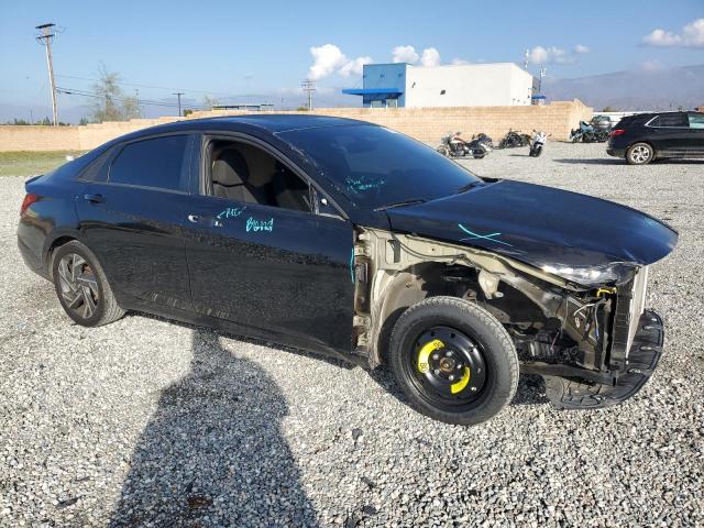 Фото 4 - HYUNDAI ELANTRA