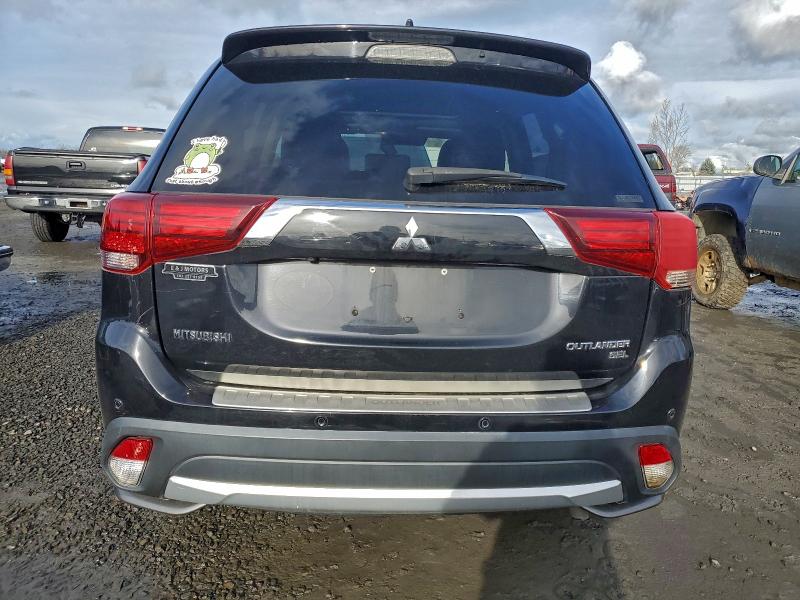 Фото 6 - MITSUBISHI OUTLANDER