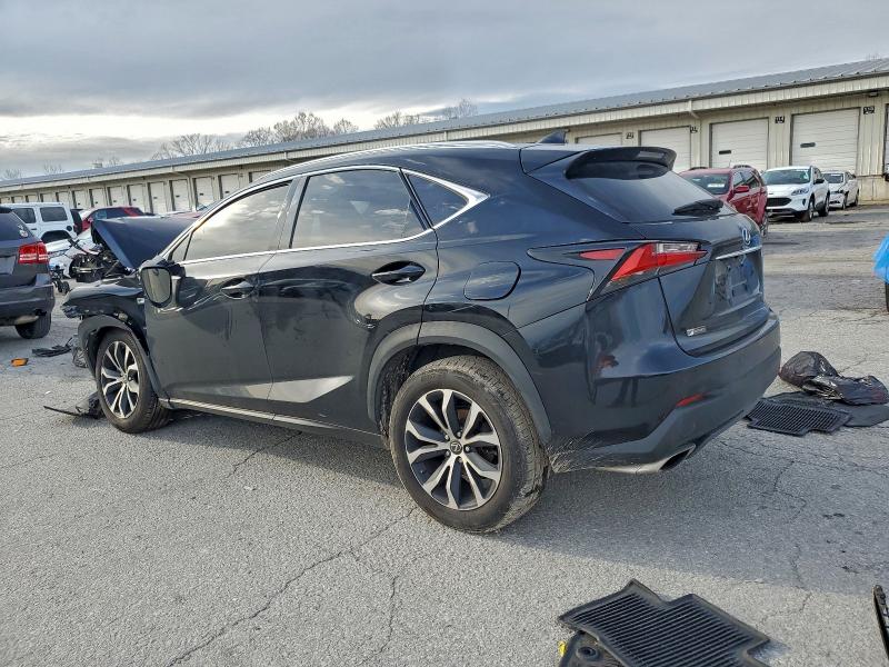 Фото 2 - LEXUS NX
