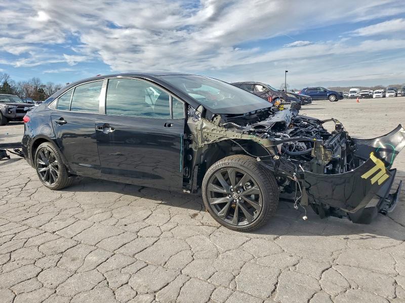 Фото 4 - TOYOTA COROLLA