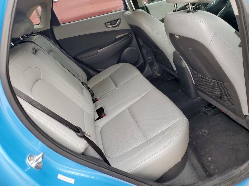 Фото 10 - HYUNDAI KONA