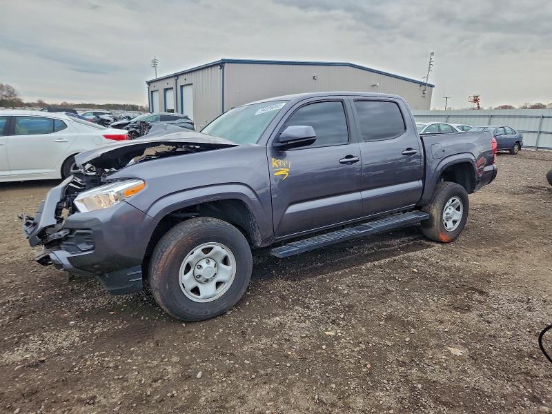 Фото 1 - TOYOTA TACOMA
