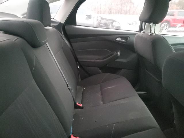 Фото 10 - FORD FOCUS