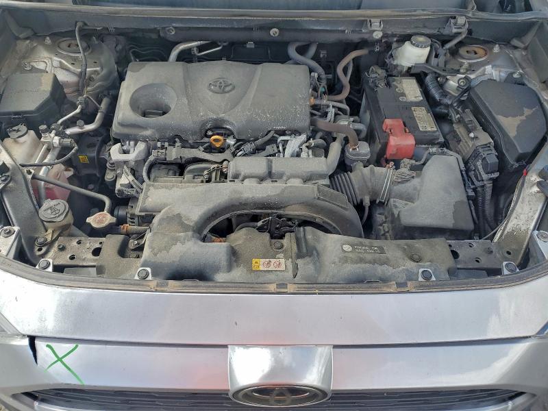 Фото 12 - TOYOTA RAV4