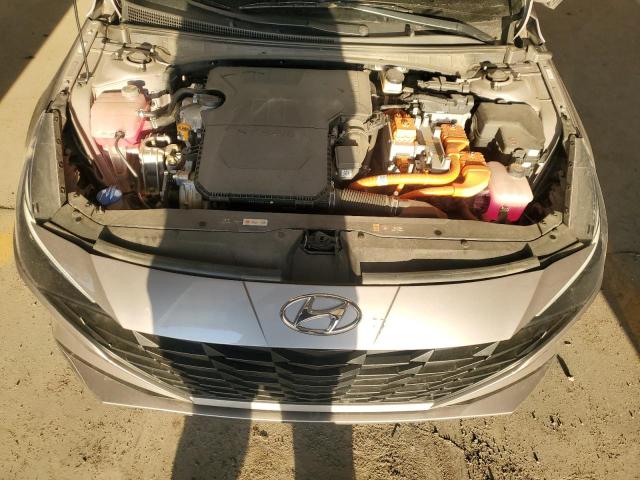 Фото 11 - HYUNDAI ELANTRA