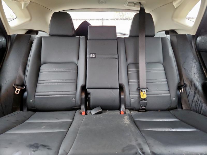 Фото 10 - LEXUS NX