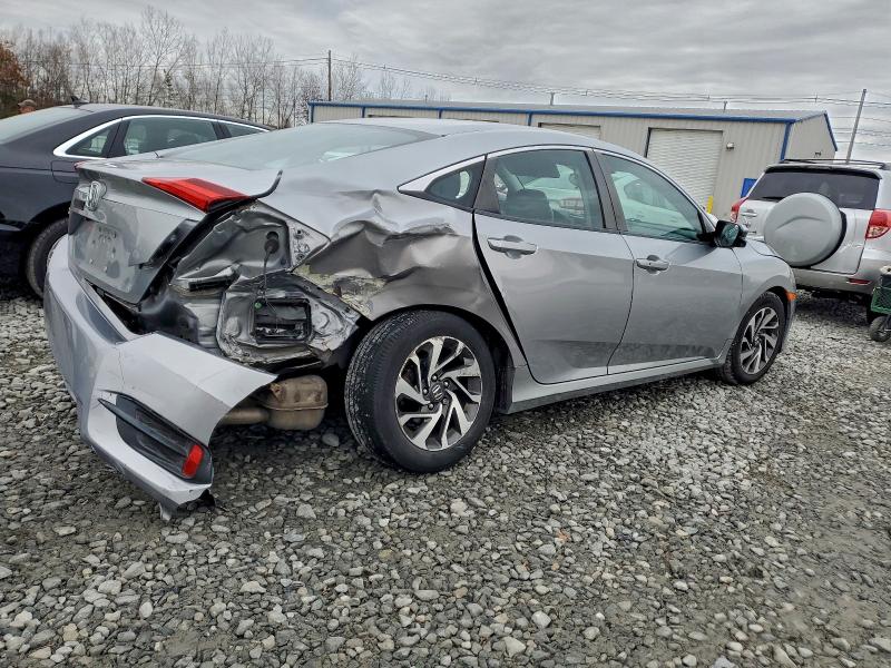 Фото 3 - HONDA CIVIC