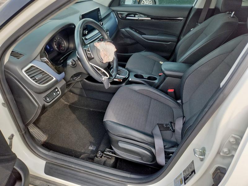 Фото 7 - KIA SELTOS