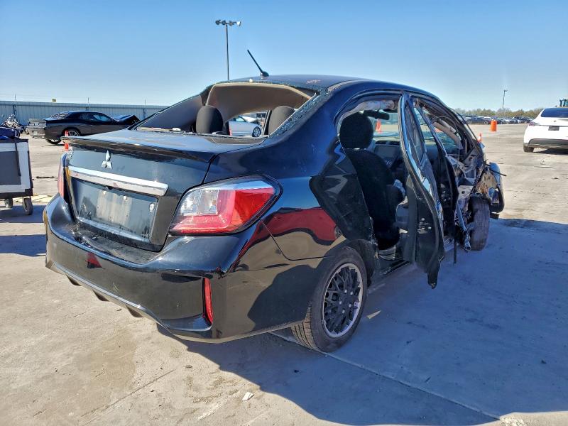 Фото 3 - MITSUBISHI MIRAGE