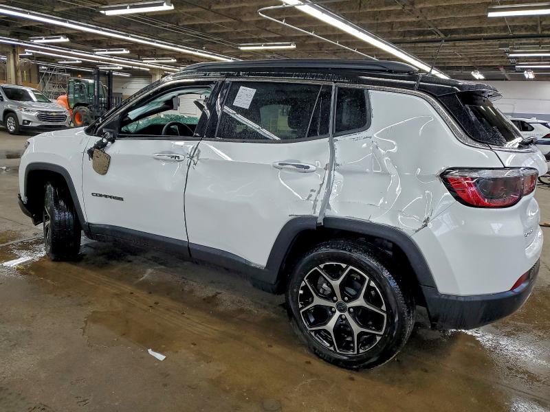 Фото 2 - JEEP COMPASS